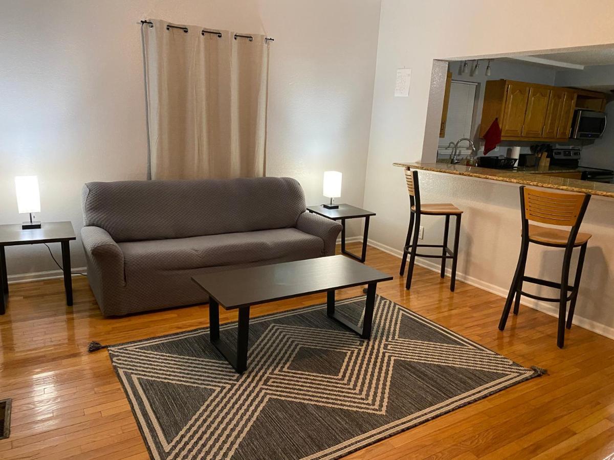Cozy House With Large Free Parking On Premises Vila Springfield Exterior foto